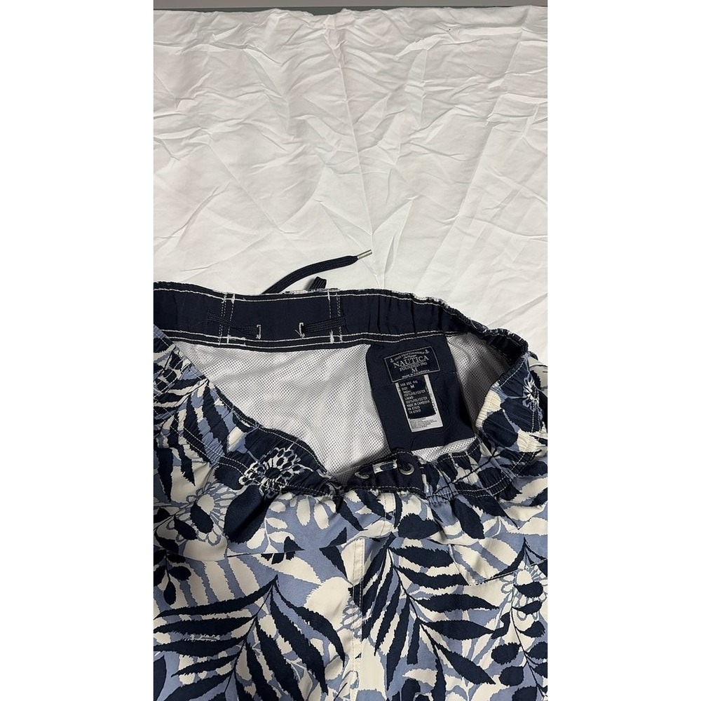 Nautica Mens Blue Floral Print Swim Trunks Size Medium Tropical Beach Shorts